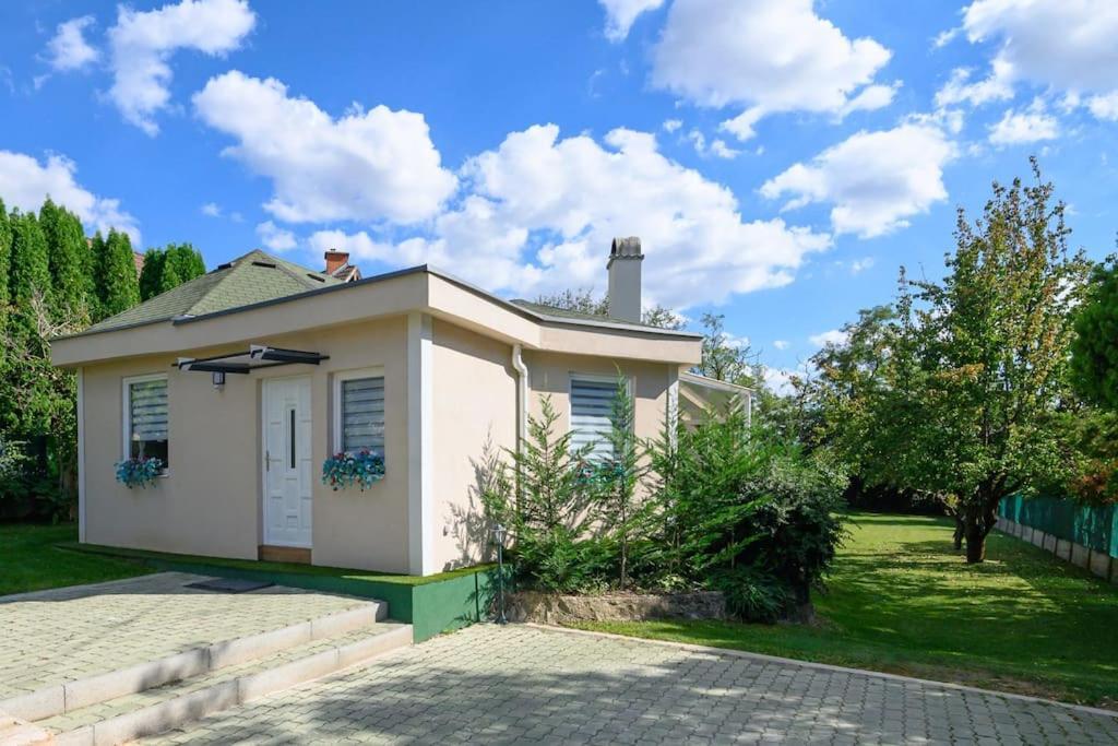 Abg House Pest Апартаменти *